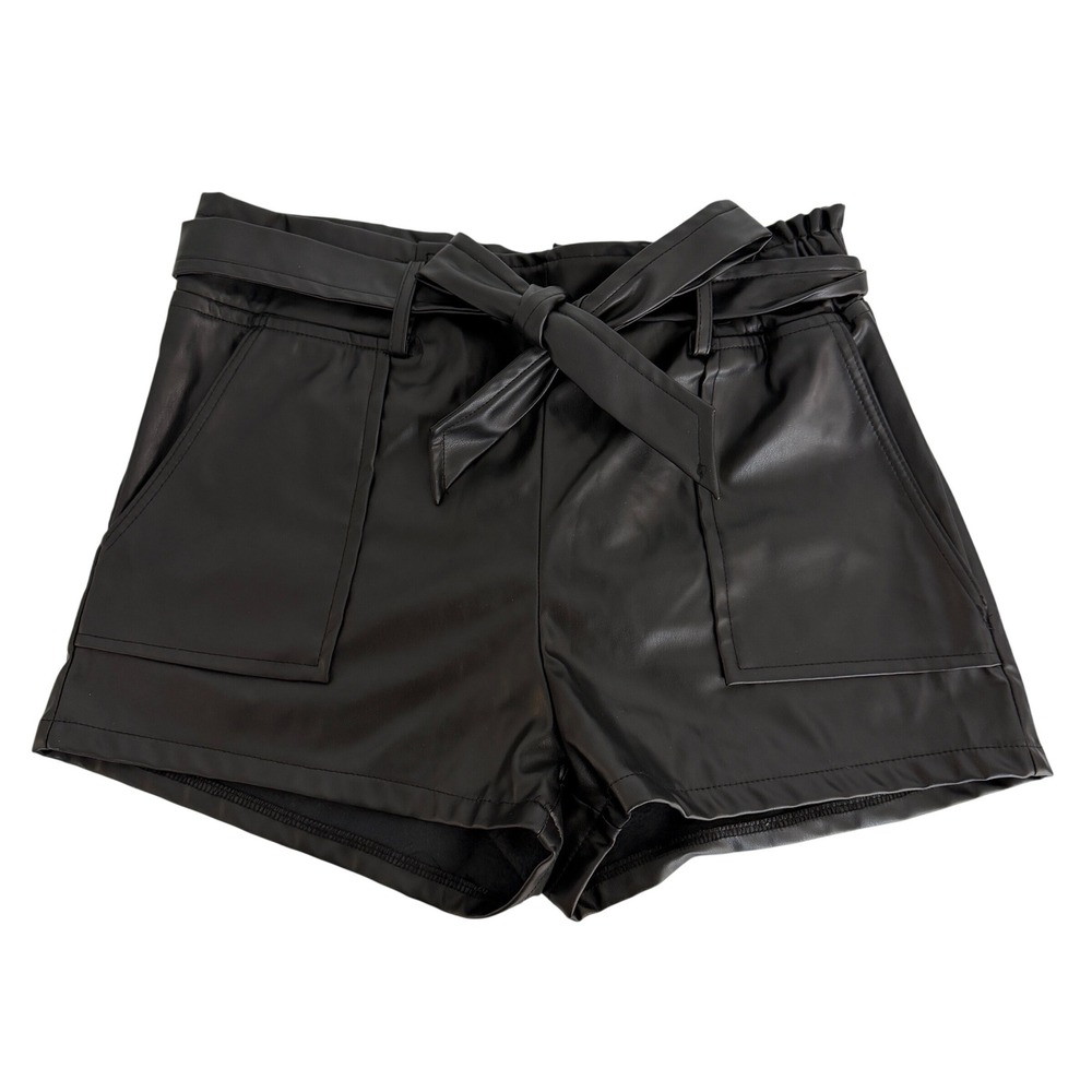 New Windsor Black Faux Leather Paperbag Waist Shorts with Belt Womens XS